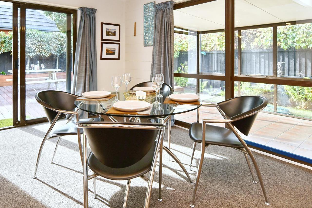 Merivale Lane - Christchurch Holiday Homes Экстерьер фото